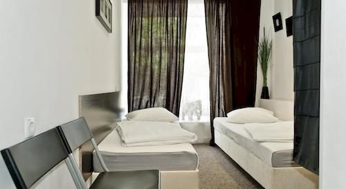 Москва: Mary Gold Hotel