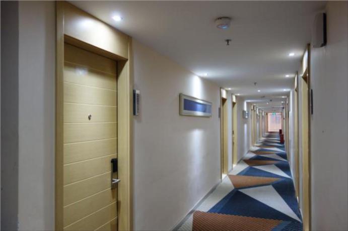 Фошань: Convenient City Hotel (Foshan Shunde Chencun Subway Station)
