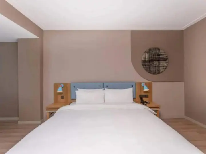 Ляньюньган: Homeinn · neo (Lianyungang Ganyu County Huazhong Road Times Square)