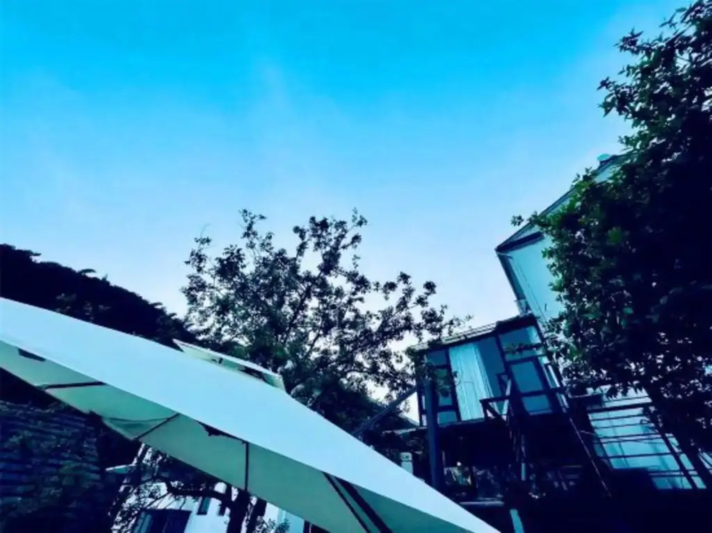 Хучжоу: Mogan Mountain Yinxiang Xiwuli Hotel