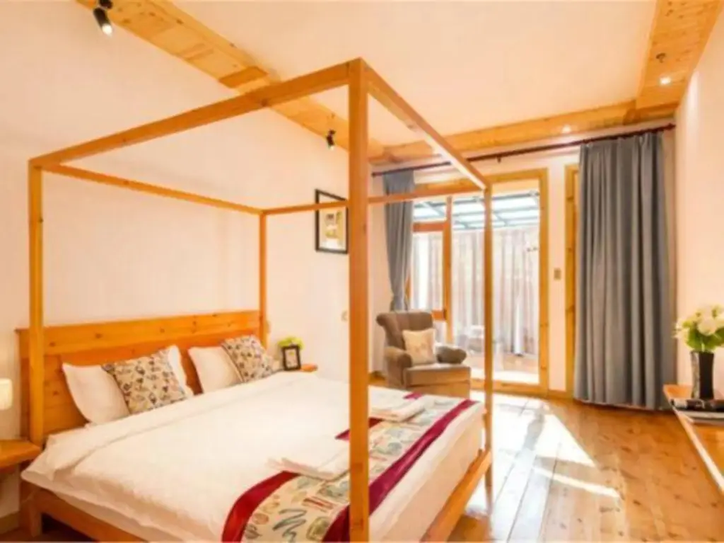 Хучжоу: Mogan Mountain Yinxiang Xiwuli Hotel