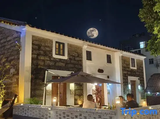 Weizhou Island Right Bank Travel Residence — фото 1