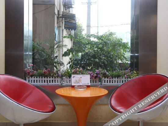Чэнду: Yazhu Business Hotel