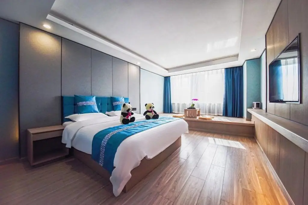 Чэнду: Kaibin light luxury hotel (kuanzhaixiangzi store Chengdu)