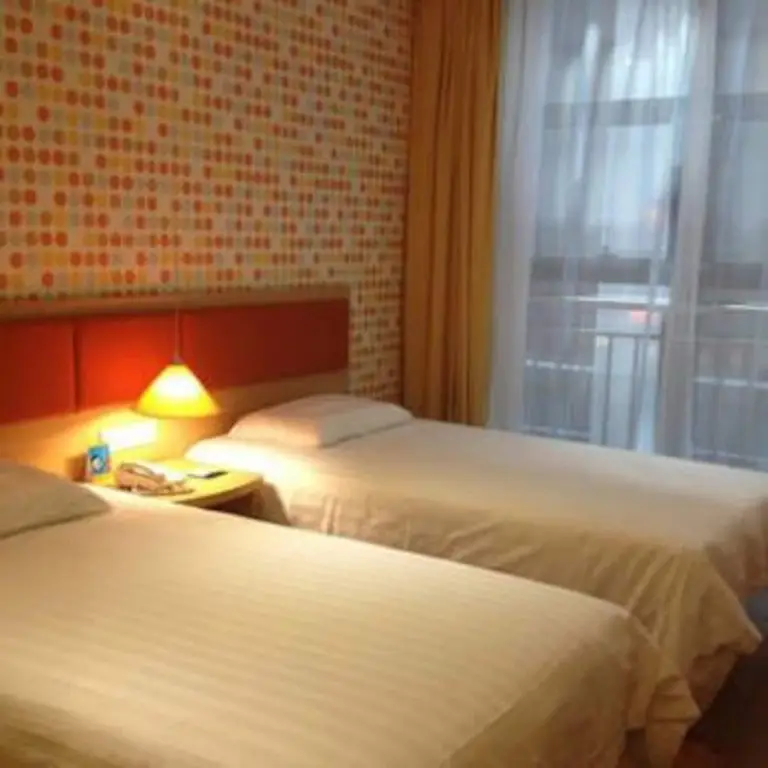 Нинбо: Home Inn