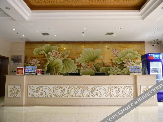 Лоуди: RongFu Hotel