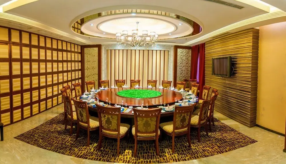Фучжоу: Brilliance Hotel