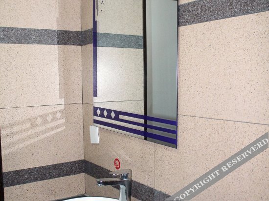 Цзюцзян: Modern Business Hotel