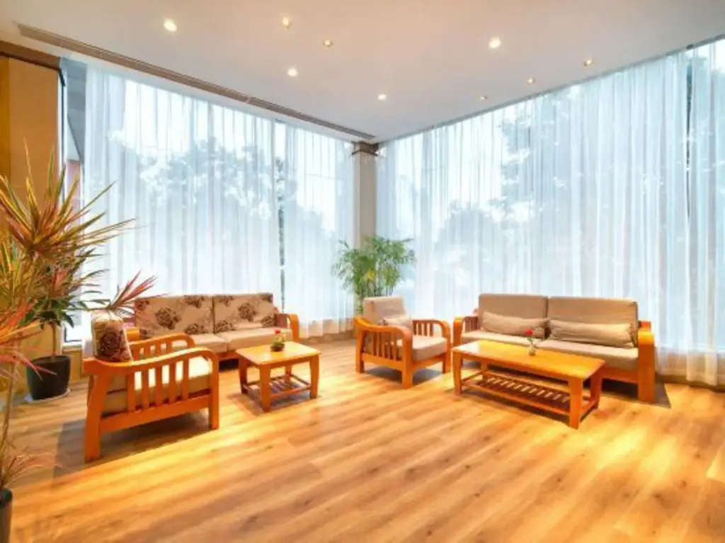 Юнкан: Yongkang Ziwei Garden Hotel (International Convention and Exhibition Center)