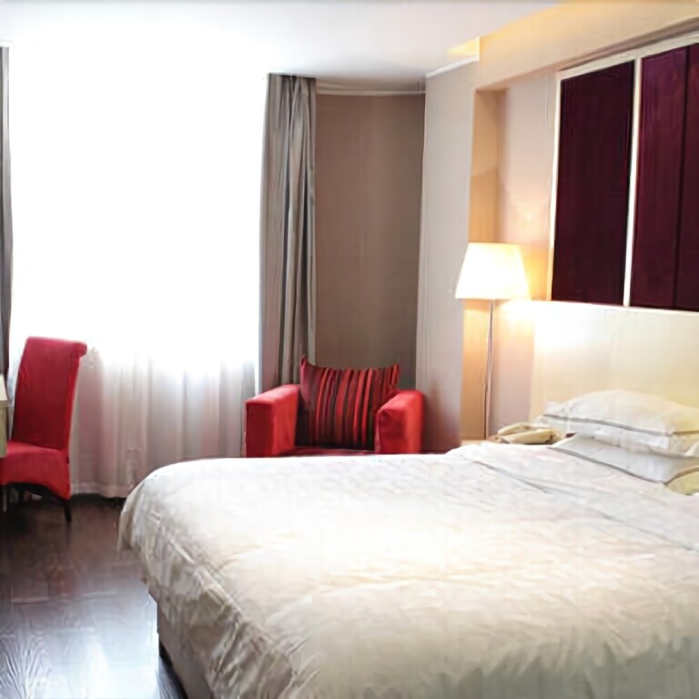 Joy Hotel — фото 1