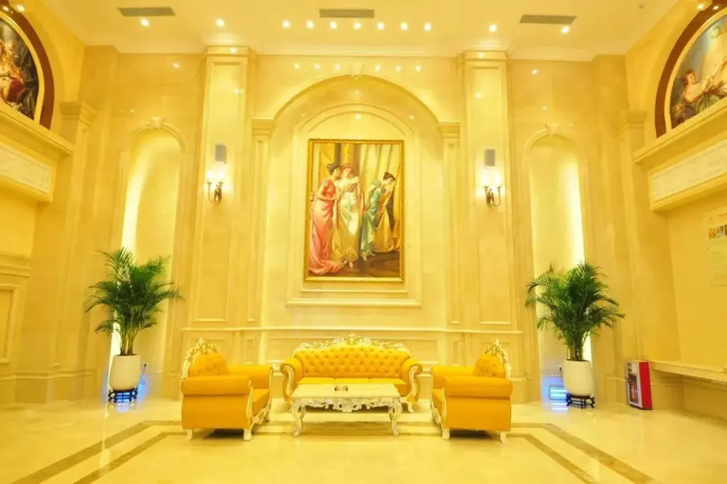 Гуанчжоу: Vienna Hotel (Guangzhou Baiyun Airport Zhongluotan)