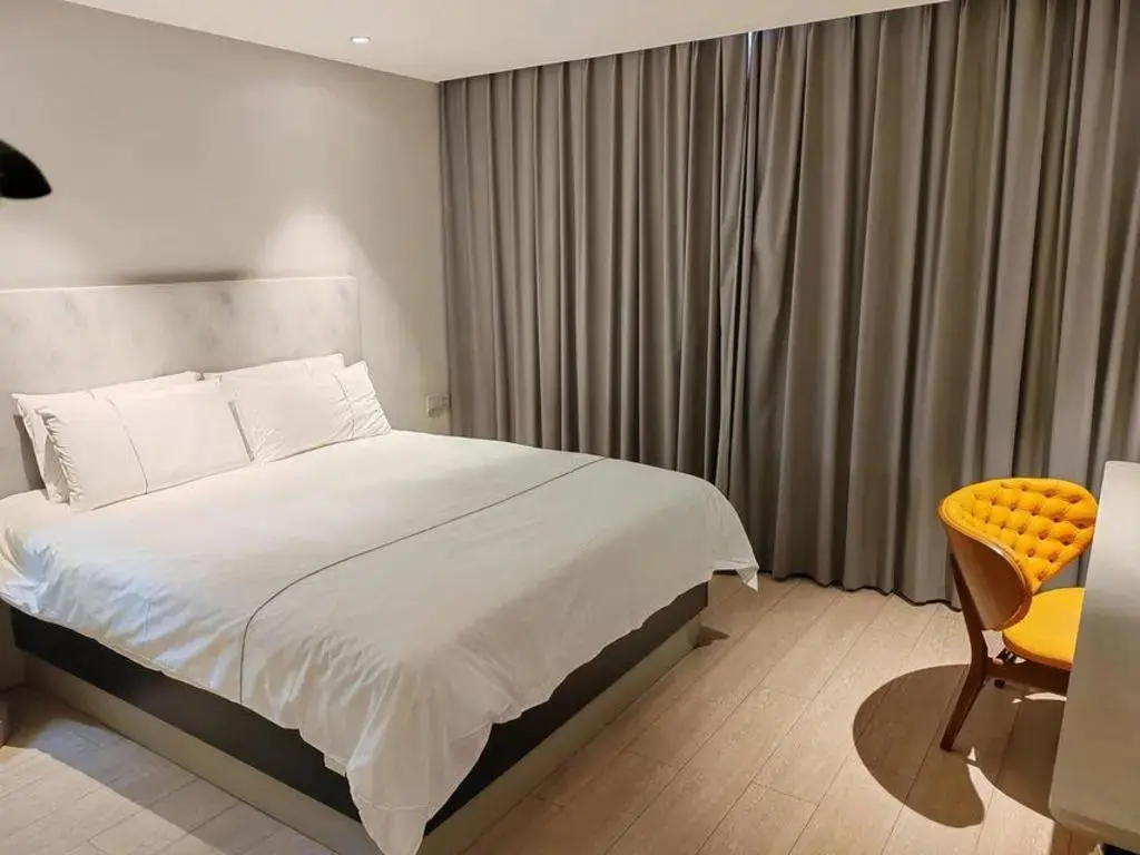 Чэнду: Magnotel Chengdu Kuanzhai Alley Tongjin Bridge Hotel