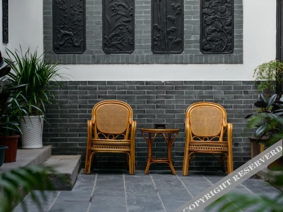Zhenshui Courtyard · 180° River-View · Designer's Aesthetic | Panoramic Resort Guesthouse (Xitang) — фото 1