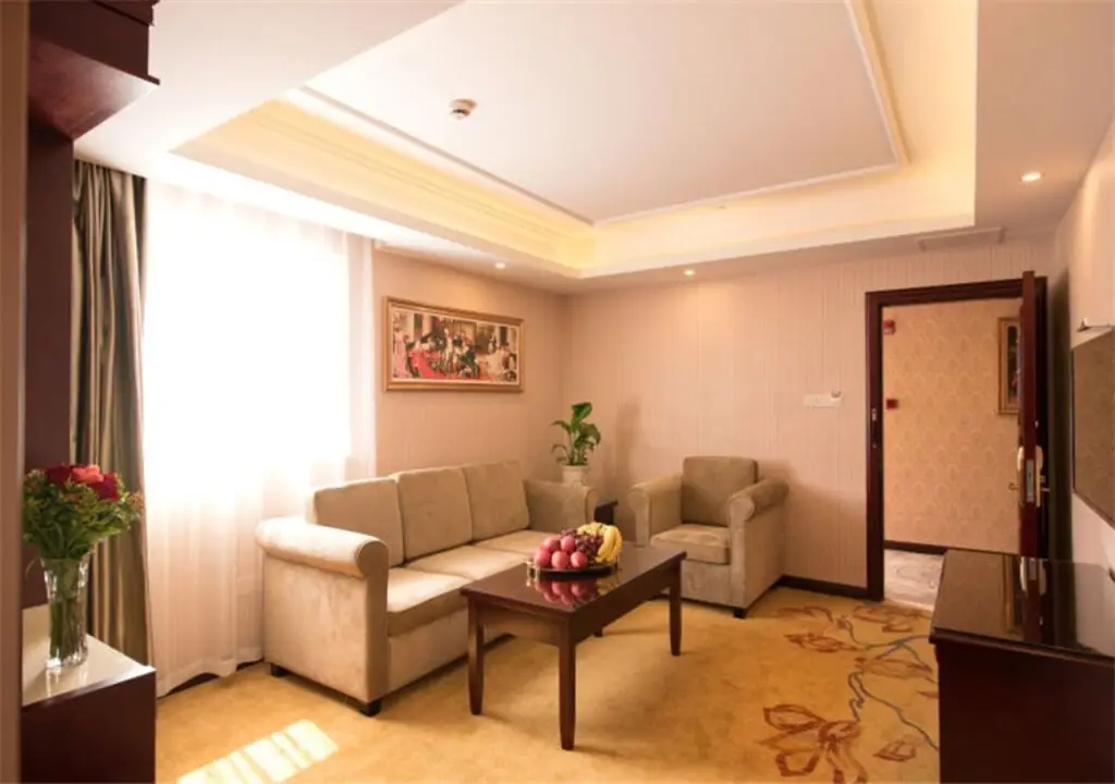 Шанхай: Vienna International Hotel Shanghai Humin Road