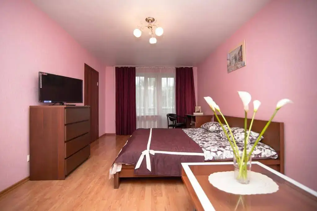Москва: Apartment at Universitet Metro Station