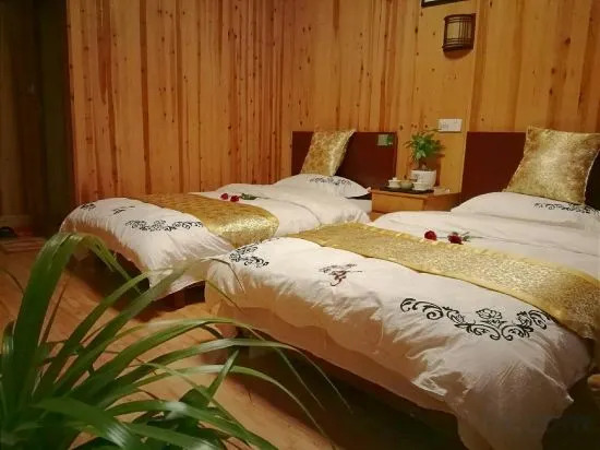 Хуаншань: Zhongchuan Farmhouse