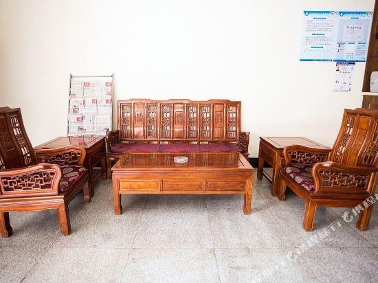 Jinting Business Hotel — фото 1