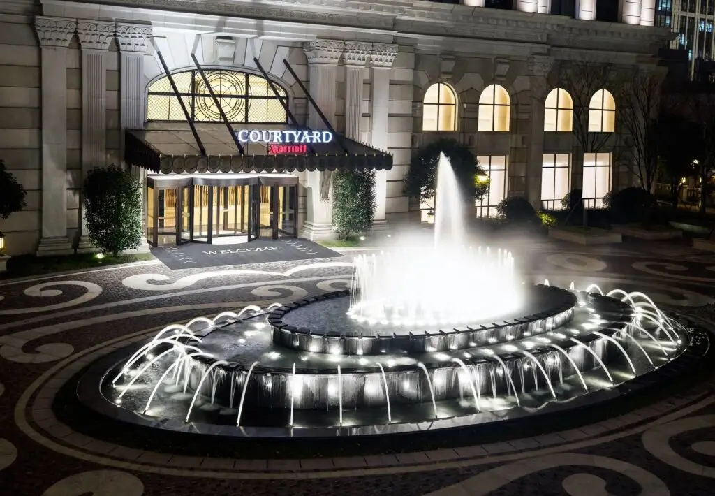Шанхай: Courtyard by Marriott Shanghai Changfeng Park