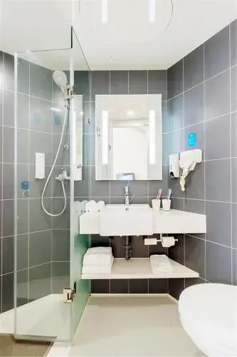 Шэньчжэнь: Hanting Hotel Shenzhen Baoan Songgang Metro Station