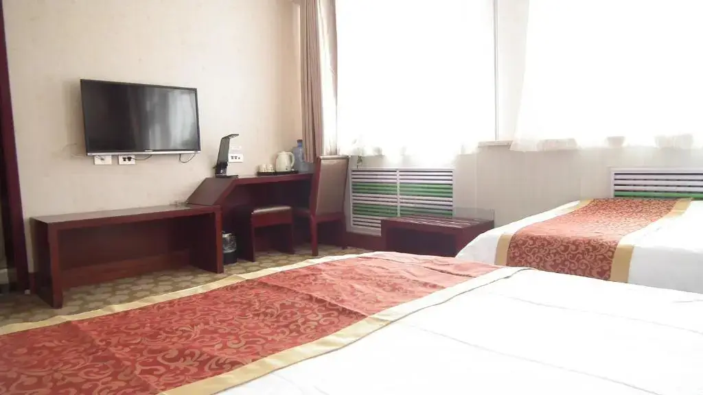 Super 8 Hotel Taiyuan Da Ying Pan — фото 1
