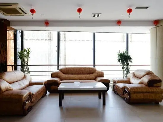 Цзюцзян: Jiujiang Coast Hotel (Happy City No.3 Middle School)