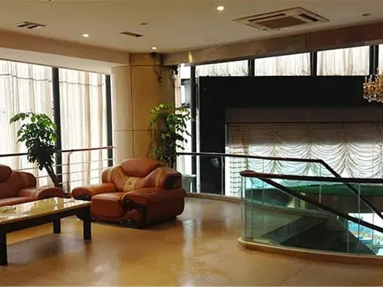 Цзюцзян: Jiujiang Coast Hotel (Happy City No.3 Middle School)