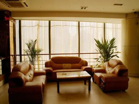 Цзюцзян: Jiujiang Coast Hotel (Happy City No.3 Middle School)