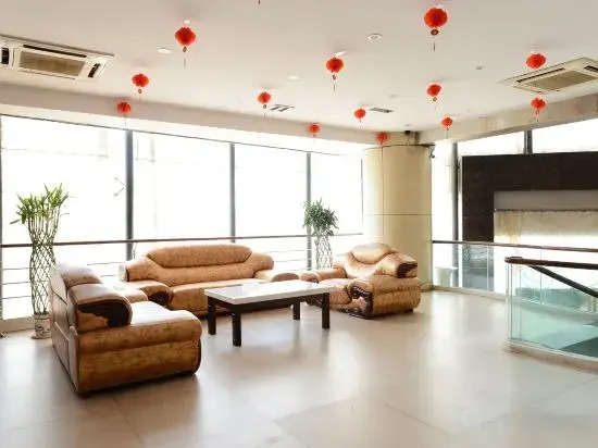 Цзюцзян: Jiujiang Coast Hotel (Happy City No.3 Middle School)