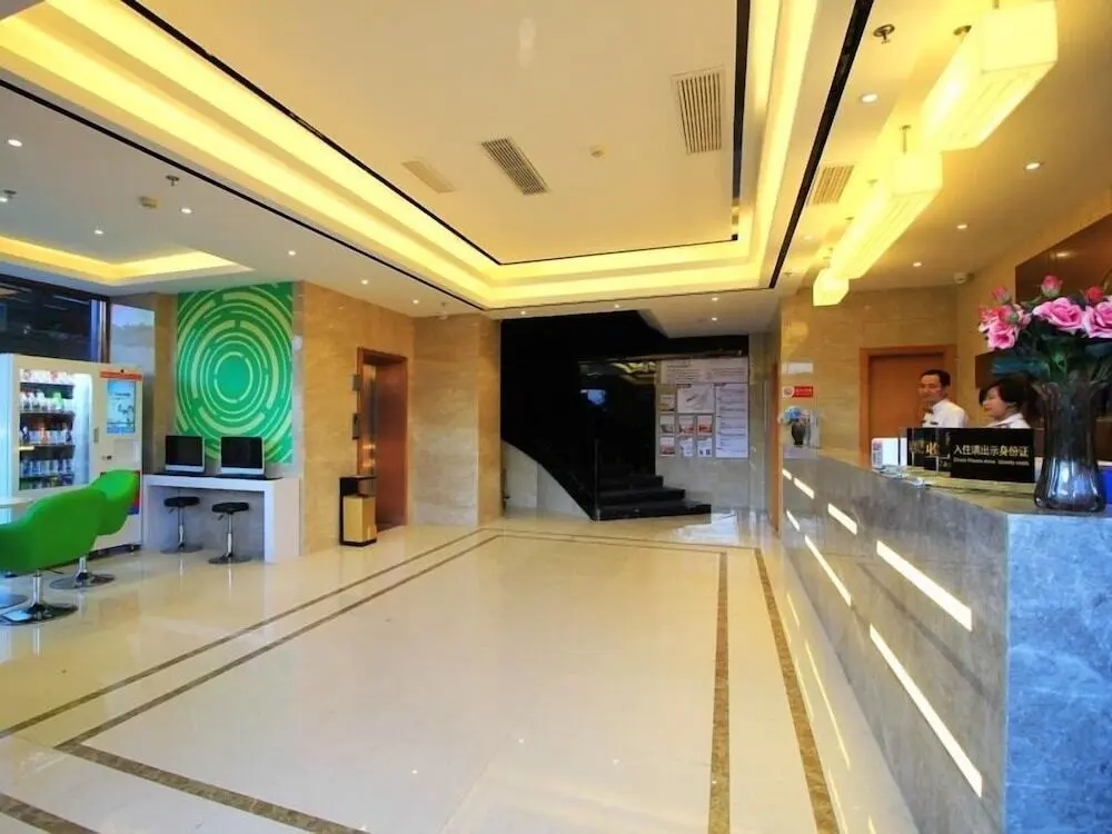 Фучжоу: GreenTree Inn Fuzhou Gushilou District North Xierhuan Road Zuohai park Express Hotel