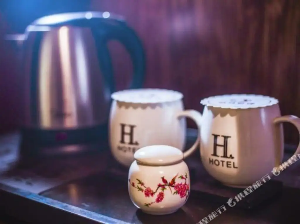 Сиань: H Hotel (Xi'an Fengcheng 8th Road Administration Center Shuijing)