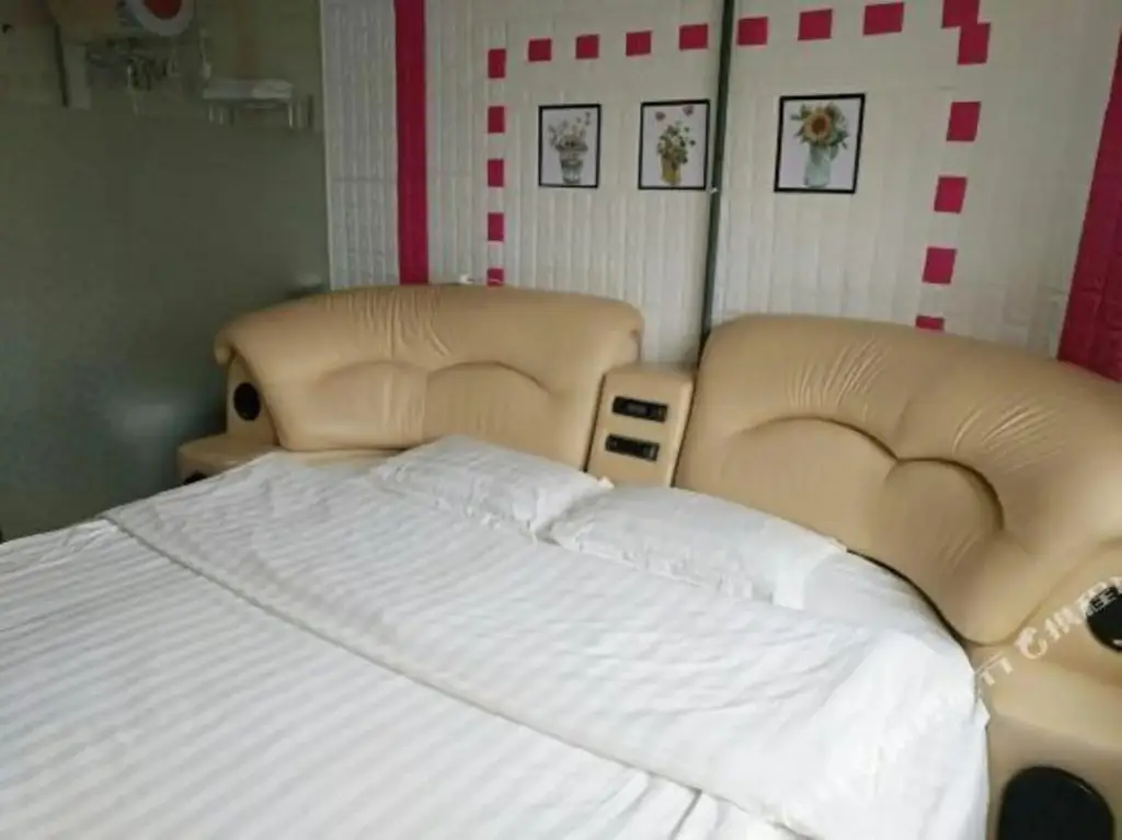 Далянь: 1986 Express Hotel