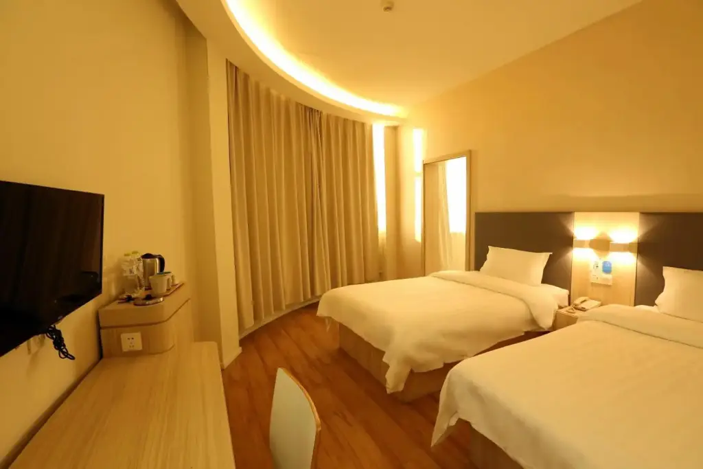 Цзинань: Hanting Hotel Ji Nan Huaxin Road