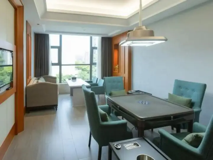 Нинбо: Manhatton · Lijing Hotel