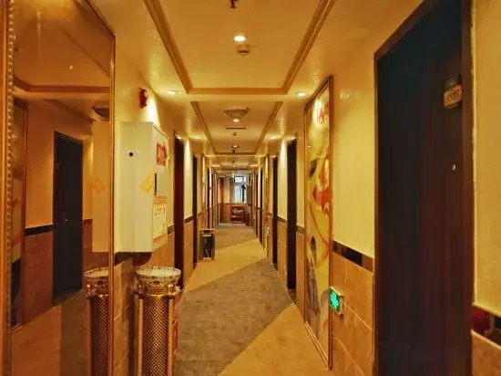 Чунцин: Chongqing Helan Hotel (Chongqing Yitong College)