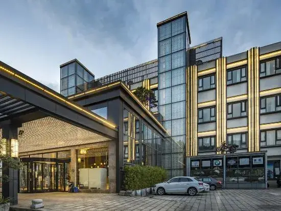 Шанхай: Yun qing yi wan Hotel (Kangqiao, Nanhui Area)