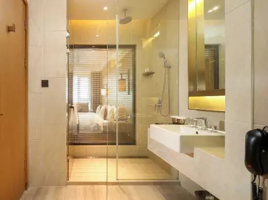 Шанхай: Yun qing yi wan Hotel (Kangqiao, Nanhui Area)
