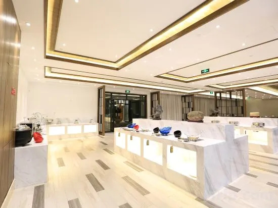 Шанхай: Yun qing yi wan Hotel (Kangqiao, Nanhui Area)