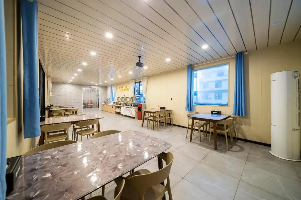 Чунцин: Xinyuan Hotel (Xiushan Bus Terminal)