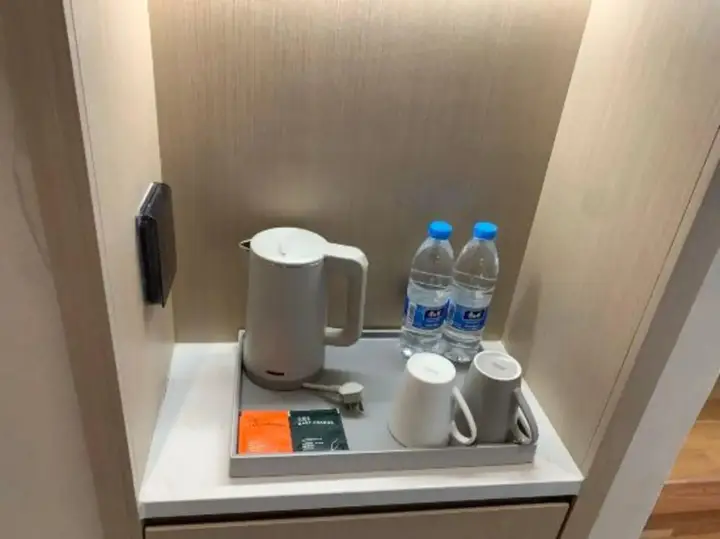 Чжэнчжоу: Longxiang Hotel
