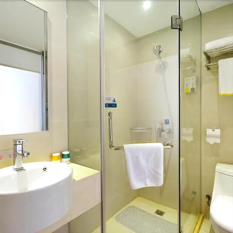 Чжучжоу: City Convenience Inn Zhuzhou Car City