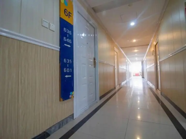 Чэнду: Lijia Shiji Hotel Chengdu