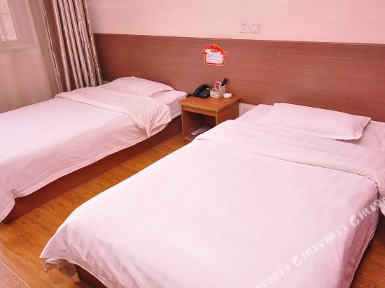 Цзинань: Lexuan Hotel (Jinan Hi-Tech Convention and Exhibition Center Wanda Branch)