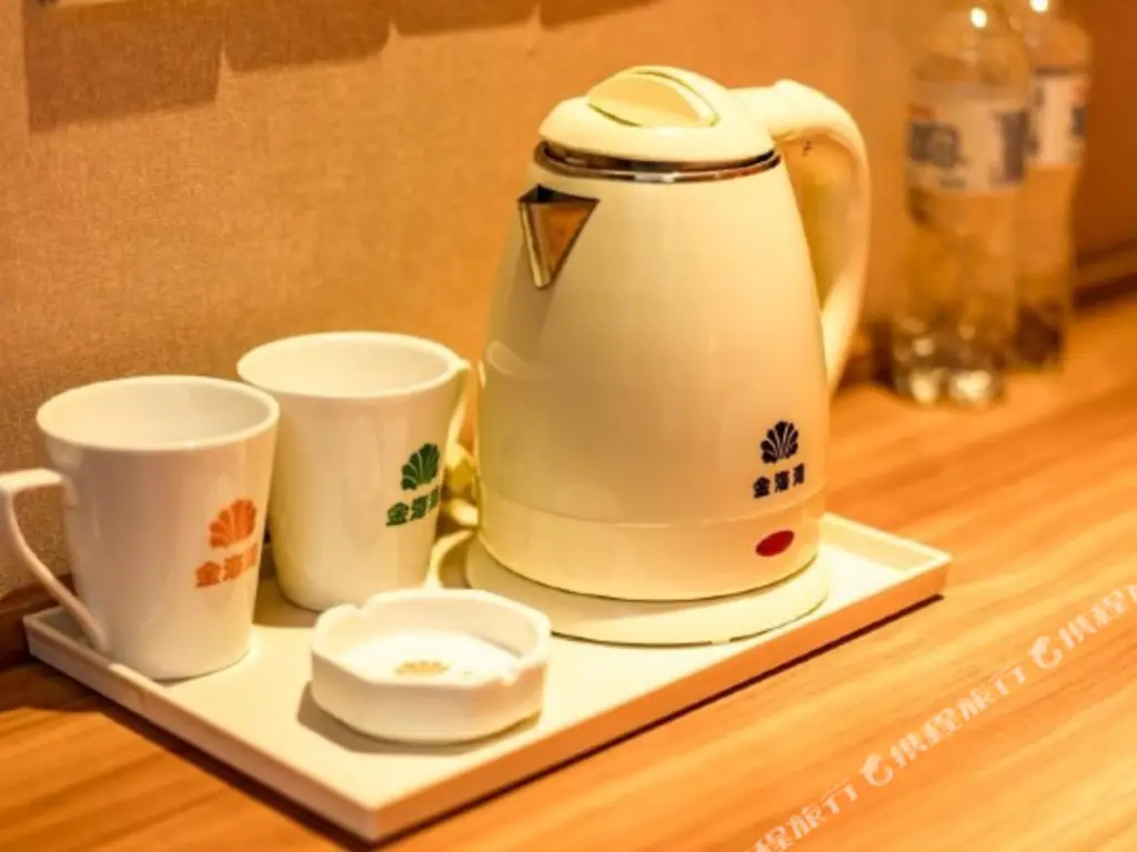 Чунцин: Chengyi Youxuan Hotel (Chongqing Guanyinqiao, Hongqi Hegou Light Rail Station)