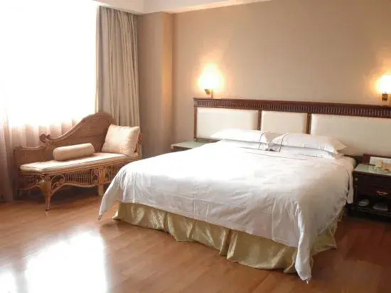 Фошань: Rich Forex Hotel