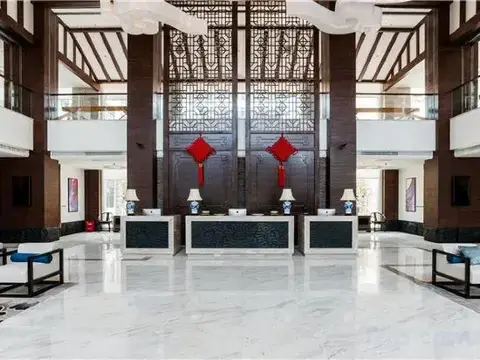 Suman Century Hotel — фото 1