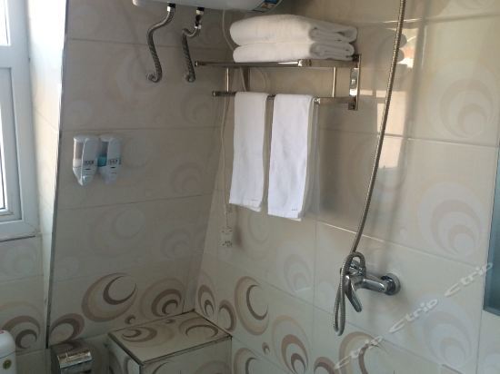 Чжанцзякоу: SnowHotel