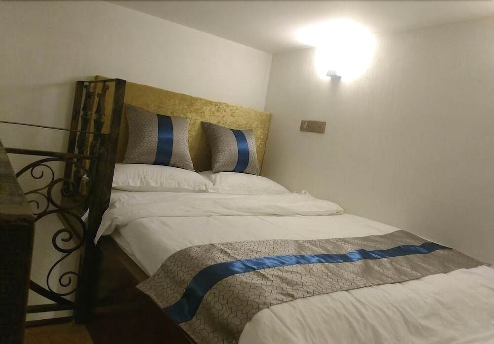 Пекин: Gaudi Laike Hotel