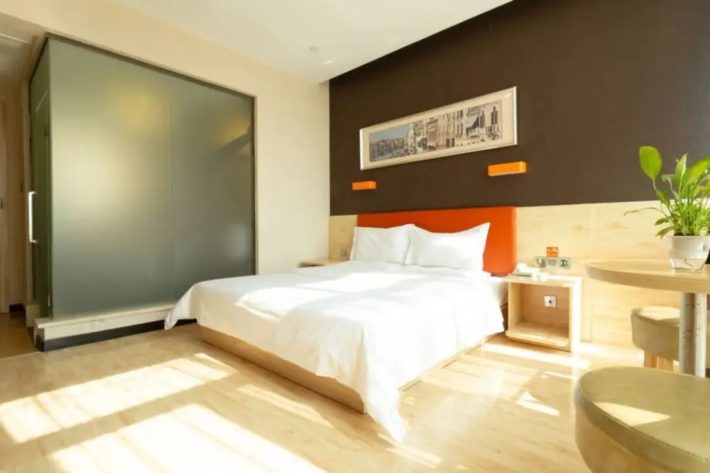 Хучжоу: 7 Days Premium Huzhou Nanxun Ancient Town Front Gate