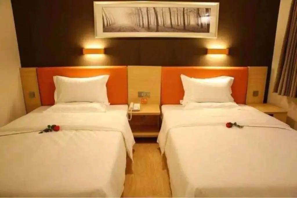 Хучжоу: 7 Days Premium Huzhou Nanxun Ancient Town Front Gate