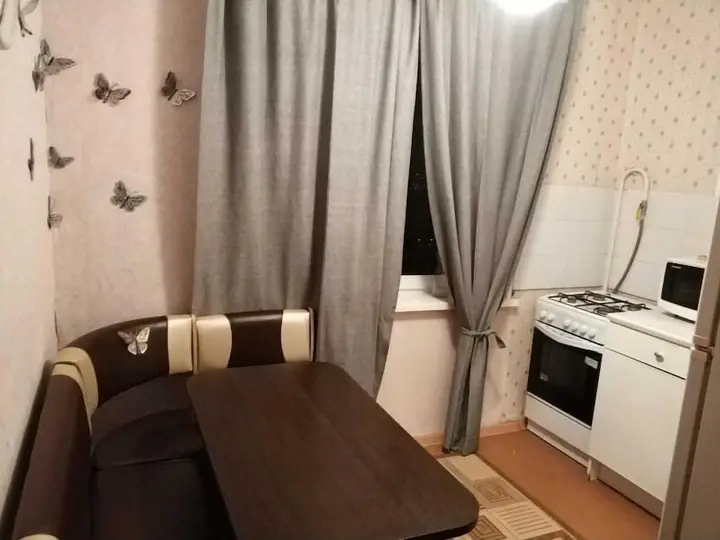 Москва: Апартаменты, Введенского, 10